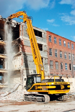 Снос и демонтаж зданий в Твери